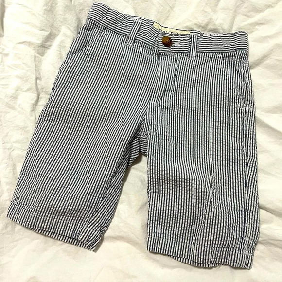 Nautica Other - Kids size 5 Nautica Searsucker shorts adjustable waist buttons